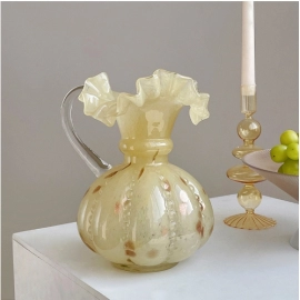 Vintage and Medieval Fenton Glass Vase with High Grade Creative Interior Dining Table, Living Room, Flower Arrangement and Decorative Decoration