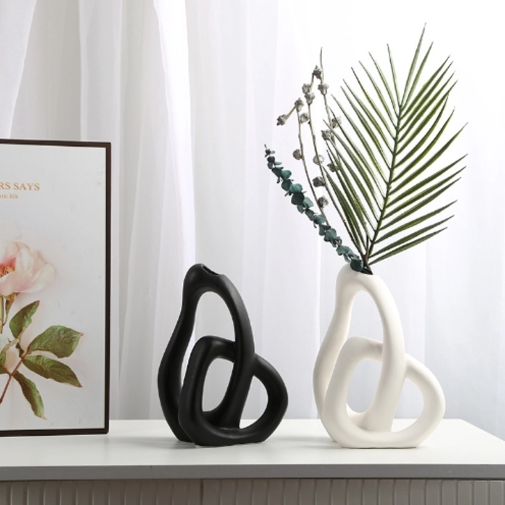 Nordic Instagram style ceramic vase ornaments with a sense of luxury, modern creative TV cabinet handicrafts, dry flower arrangements